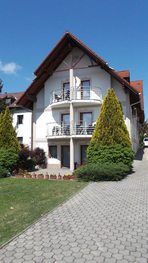 Appartement Anita Apartmanhaz à Balatonfüred Extérieur photo